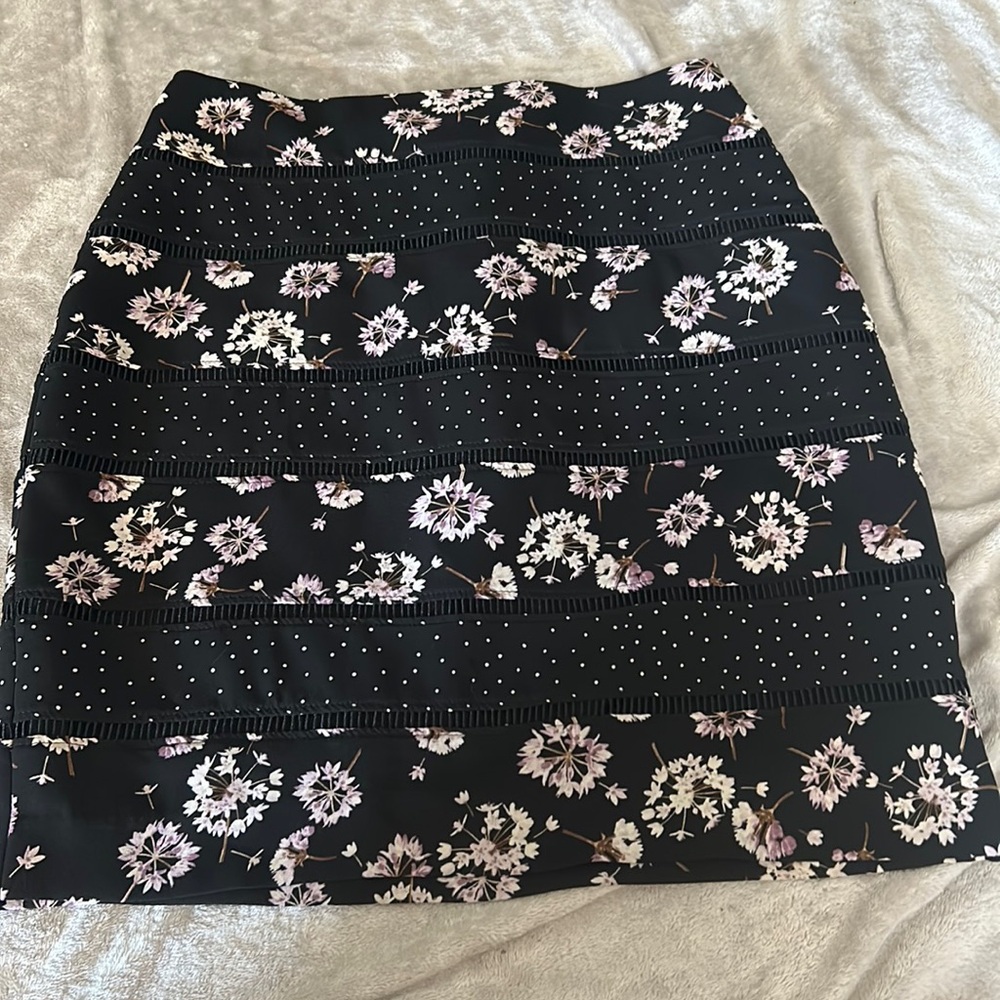 WHBM mixed pattern pencil skirt
